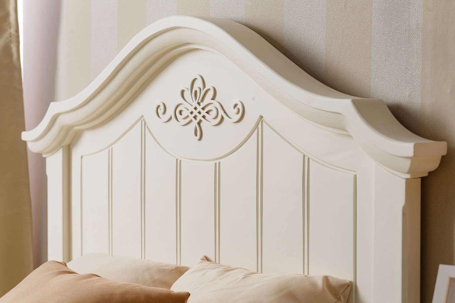 Кровать Айно №13 1400х2000