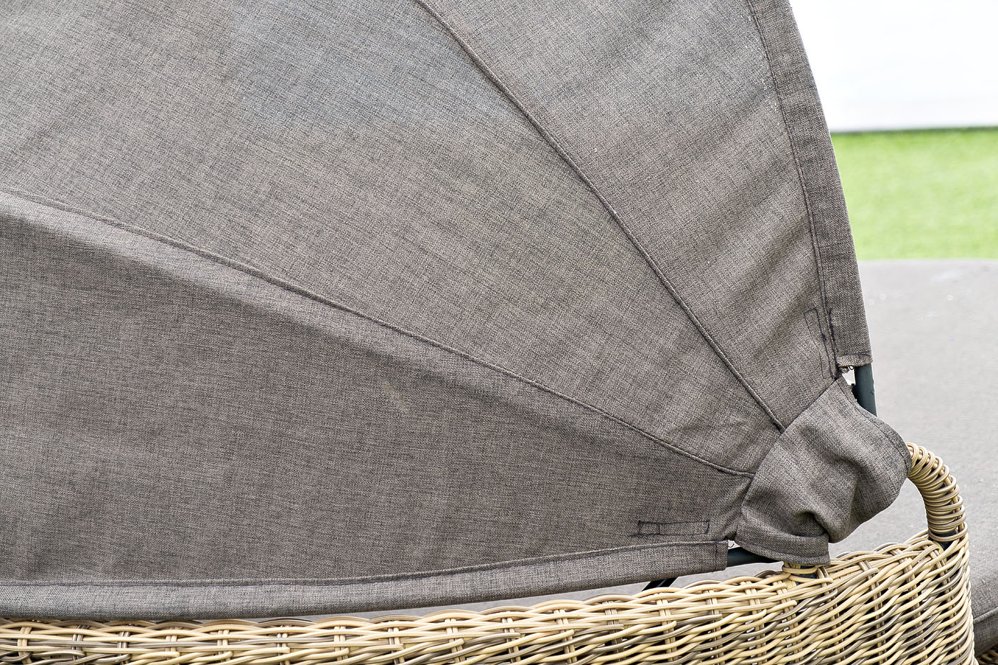 "Стильяно" плетеная кровать круглая, цвет соломенный